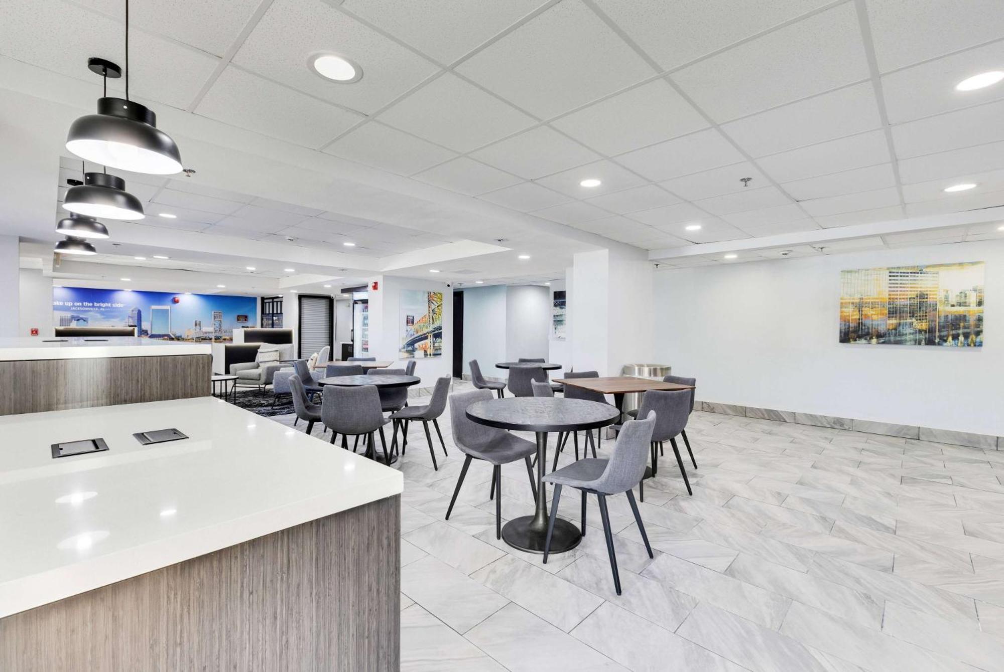 La Quinta Inn & Suites By Wyndham Jacksonville Mandarin Εξωτερικό φωτογραφία